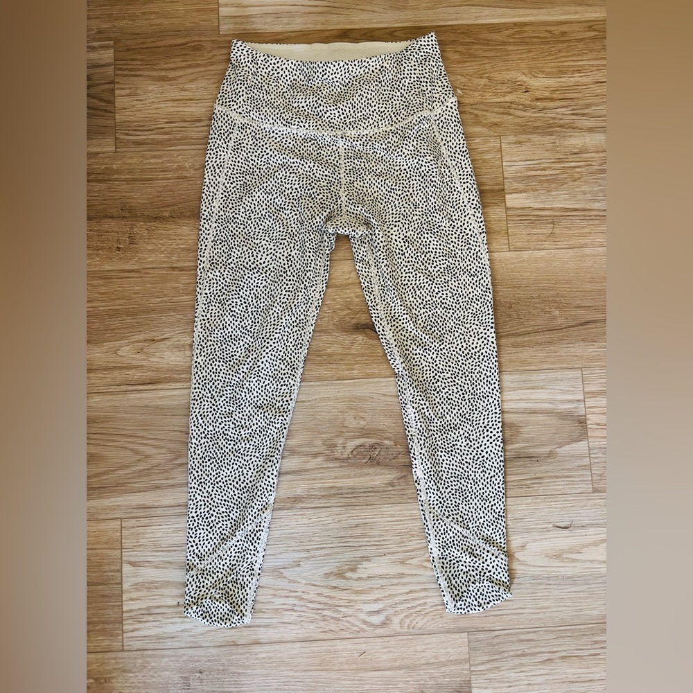 CALIA by Carrie Underwood Black and White Patterned Leggings